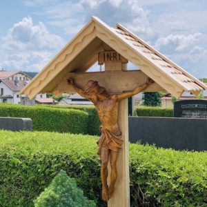 KOGGEUNDCREW Kirchenmalerei Restaurierung Jesusfigur